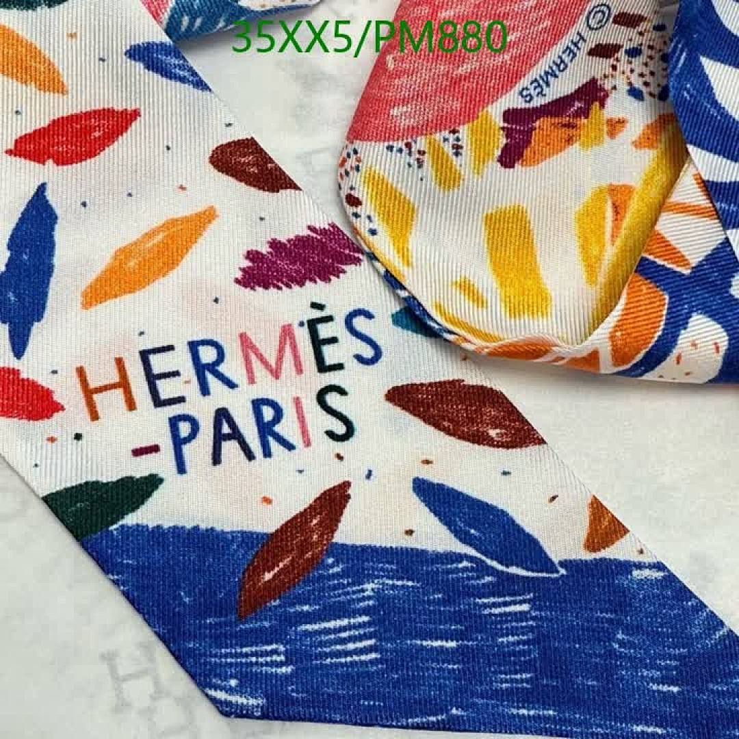 Hermes-Scarf Code: PM880 $: 35USD