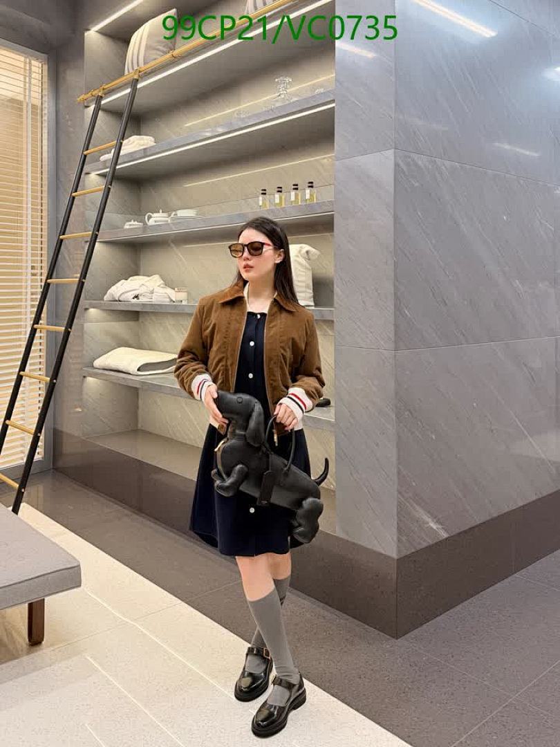 Thom Browne-Clothing Code: VC0735 $: 99USD