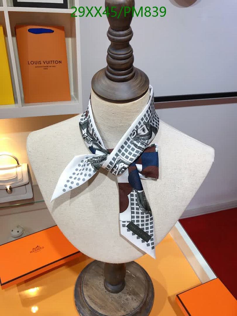 Hermes-Scarf Code: PM839 $: 29USD