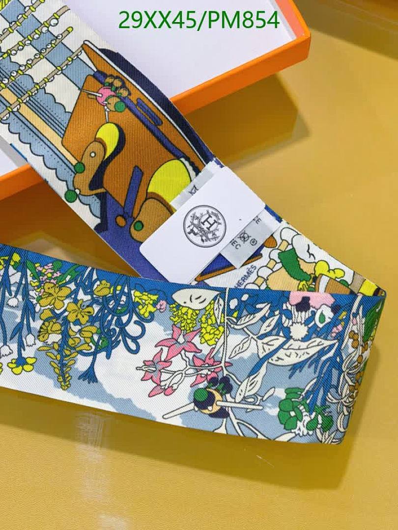 Hermes-Scarf Code: PM854 $: 29USD