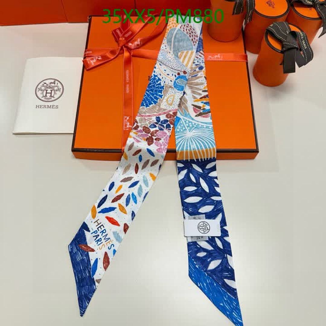 Hermes-Scarf Code: PM880 $: 35USD