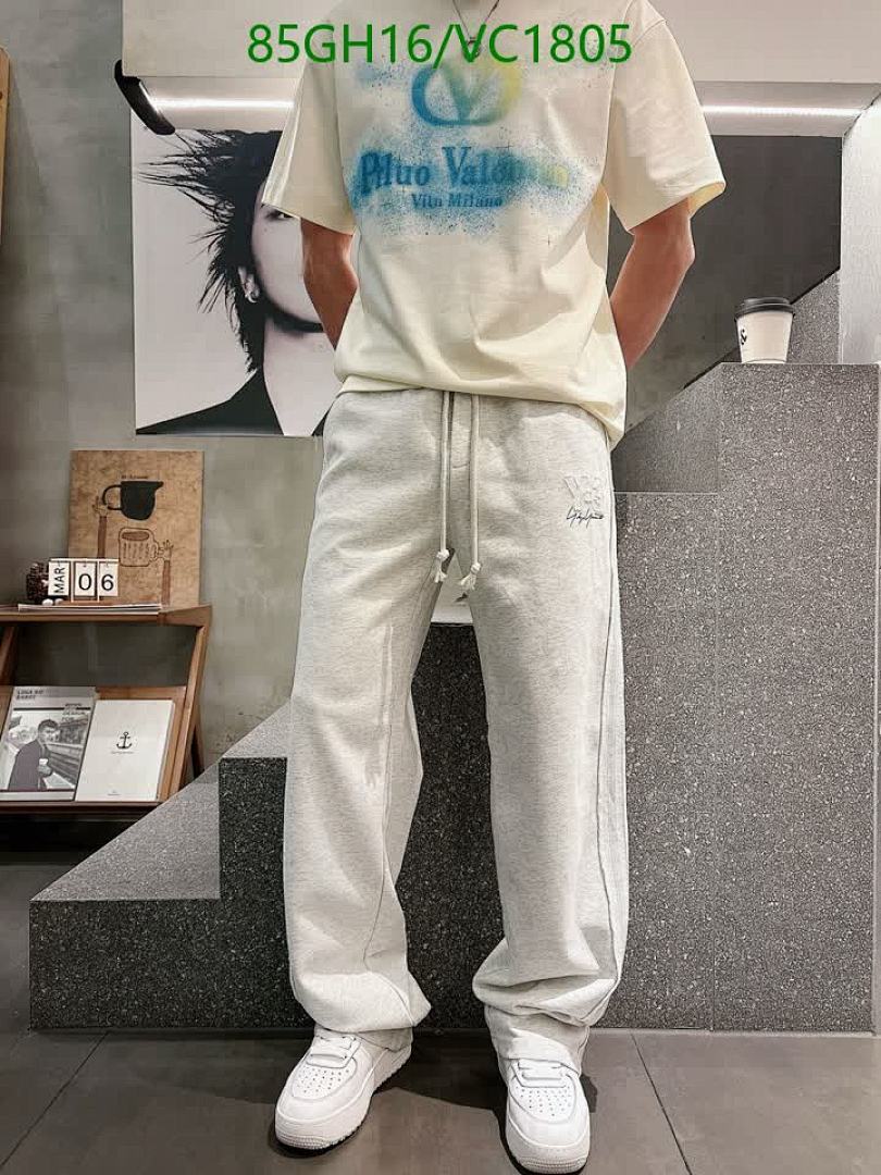 Y-3-Clothing Code: VC1805 $: 85USD