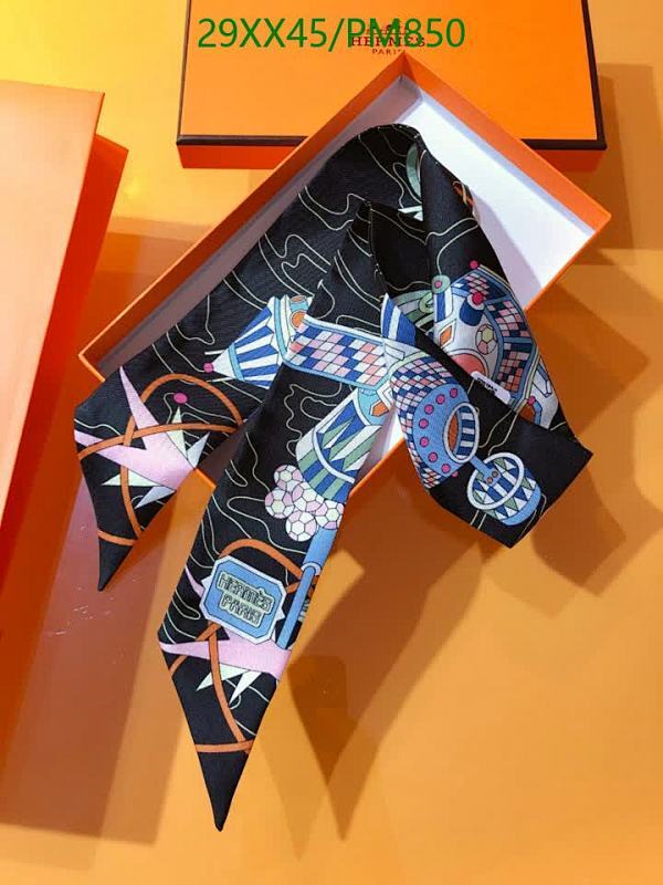 Hermes-Scarf Code: PM850 $: 29USD
