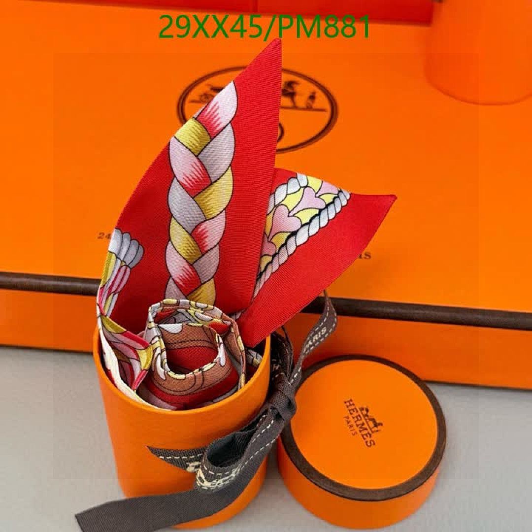 Hermes-Scarf Code: PM881 $: 29USD