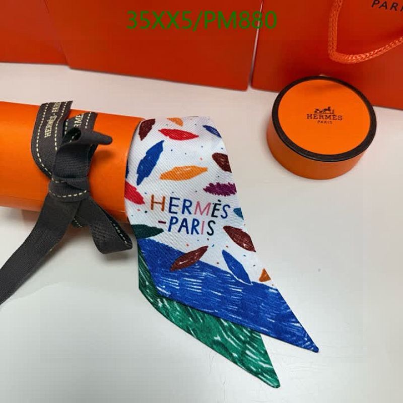 Hermes-Scarf Code: PM880 $: 35USD