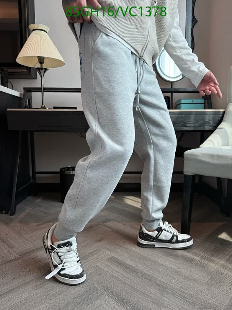 Burberry-Clothing Code: VC1378 $: 85USD