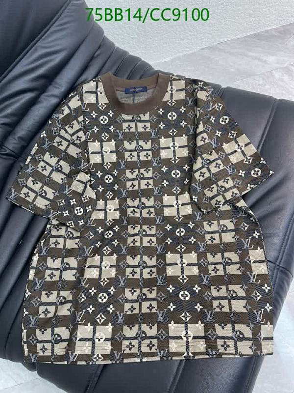 LV-Clothing Code: CC9100 $: 75USD