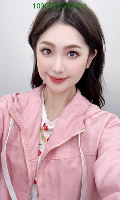 LV-Clothing Code: VC0711 $: 109USD