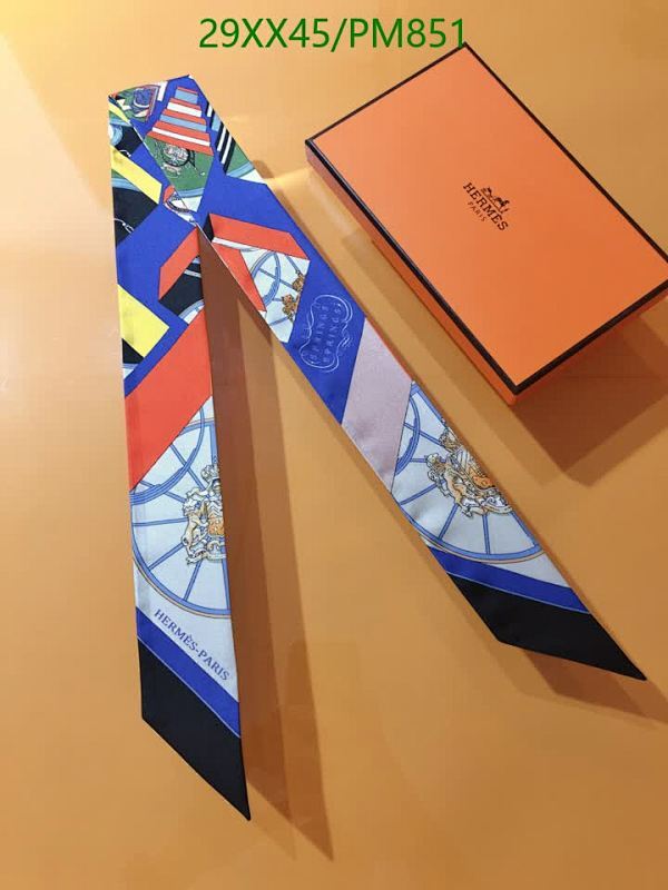 Hermes-Scarf Code: PM851 $: 29USD