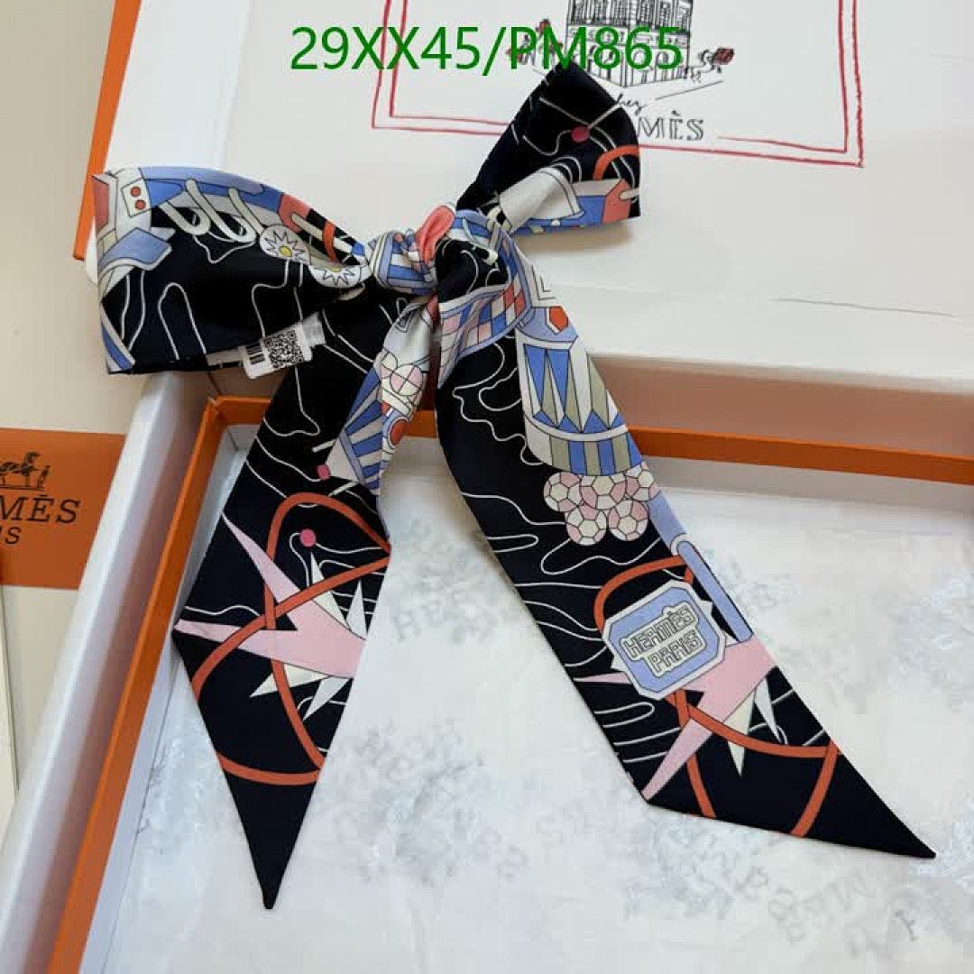 Hermes-Scarf Code: PM865 $: 29USD