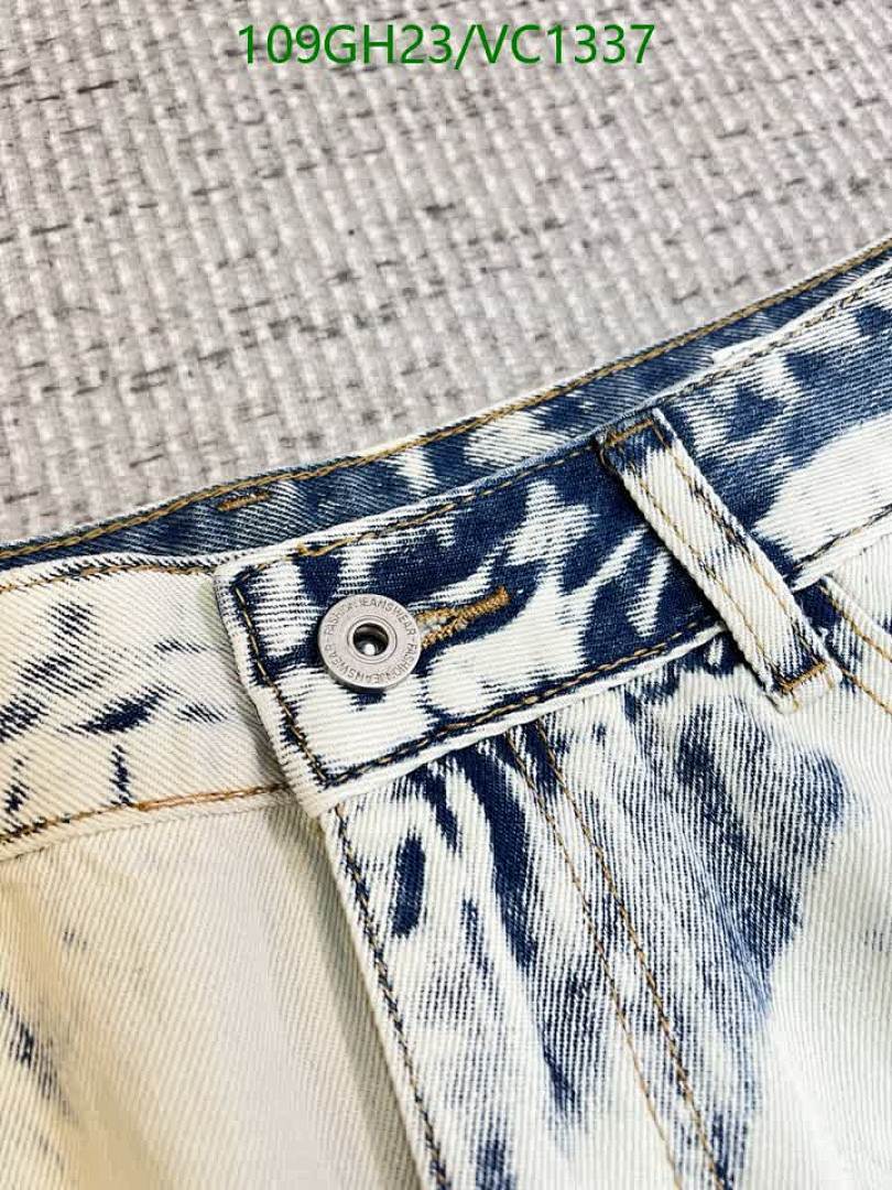 Balenciaga-Clothing Code: VC1337 $: 109USD