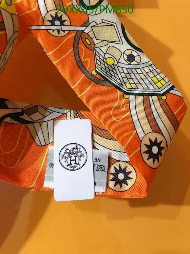 Hermes-Scarf Code: PM850 $: 29USD