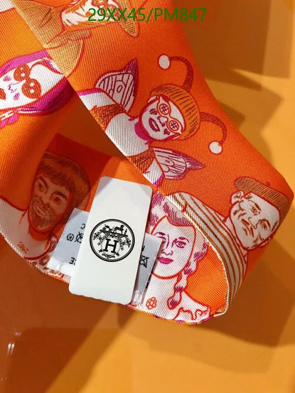 Hermes-Scarf Code: PM847 $: 29USD
