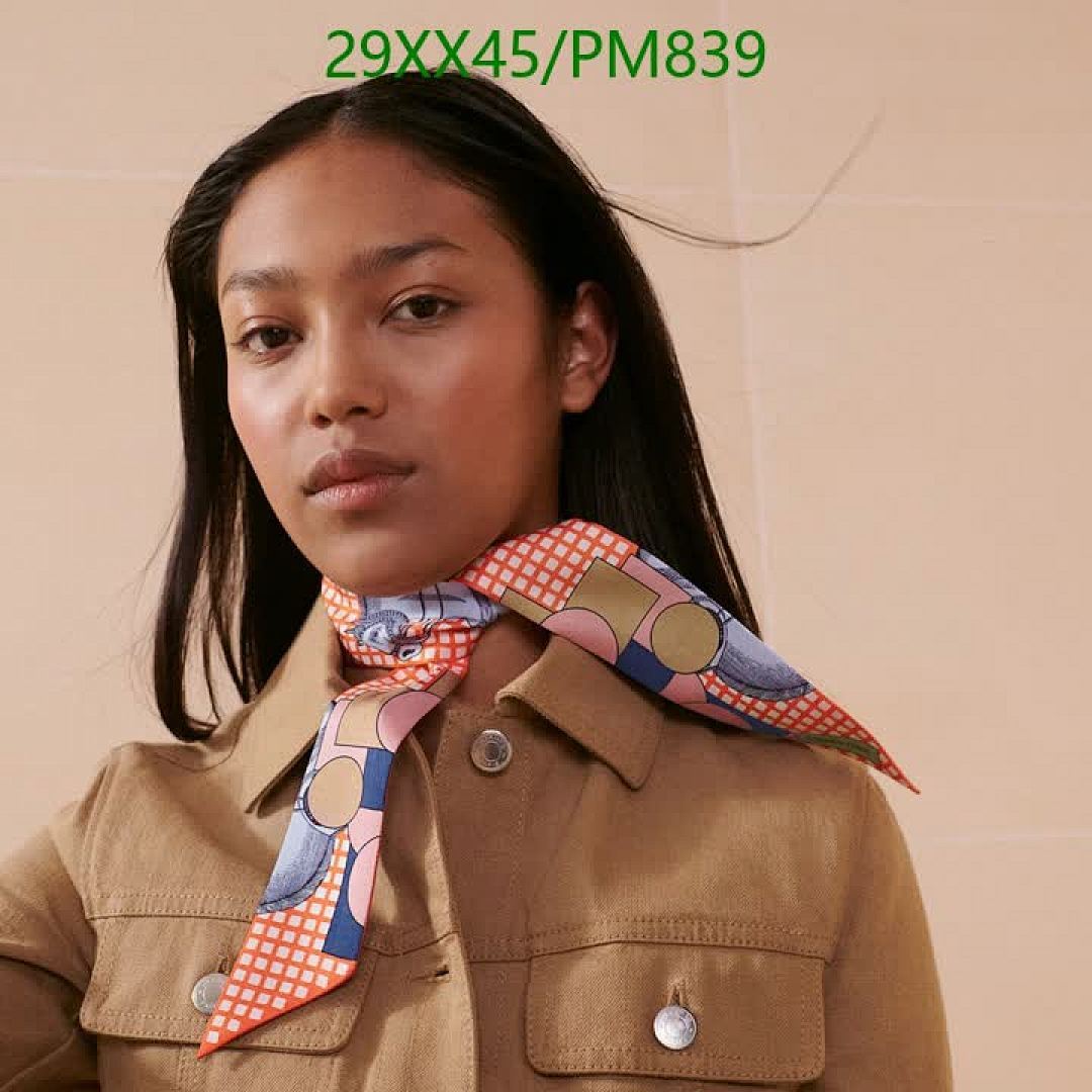 Hermes-Scarf Code: PM839 $: 29USD