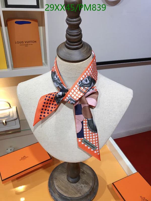 Hermes-Scarf Code: PM839 $: 29USD