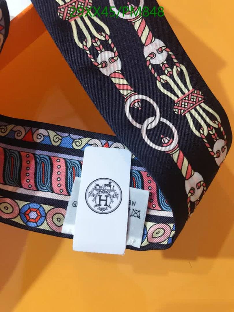 Hermes-Scarf Code: PM848 $: 29USD
