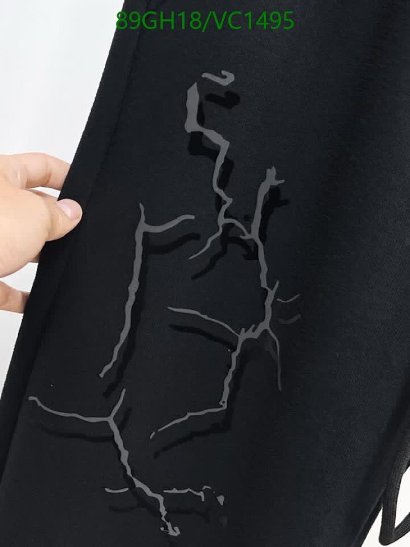 Givenchy-Clothing Code: VC1495 $: 89USD