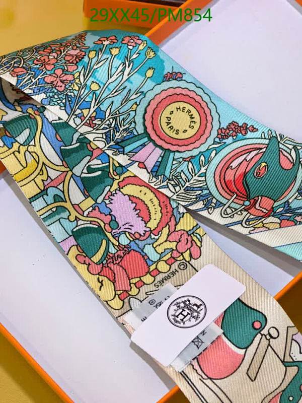 Hermes-Scarf Code: PM854 $: 29USD