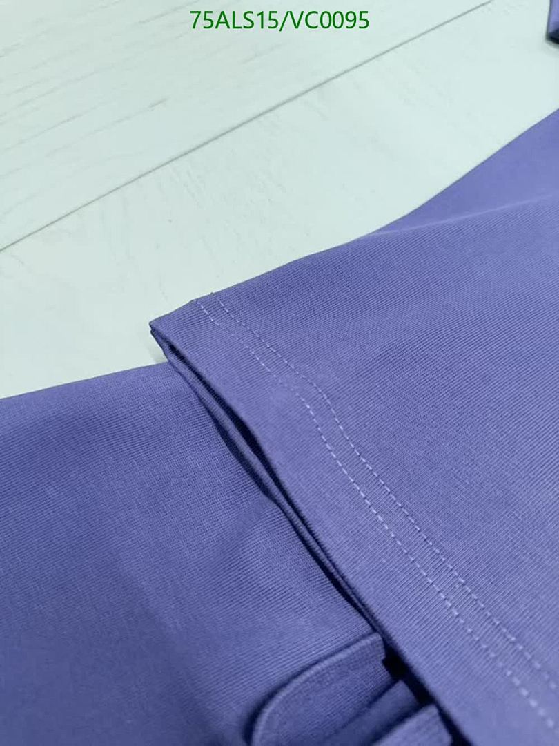 Givenchy-Kids clothing Code: VC0095 $: 75USD