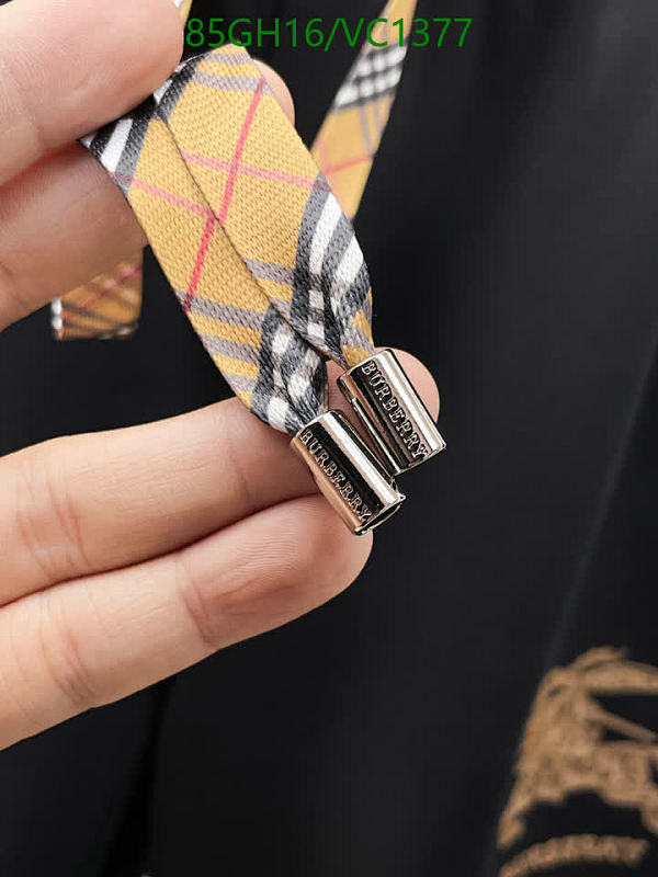 Burberry-Clothing Code: VC1377 $: 85USD