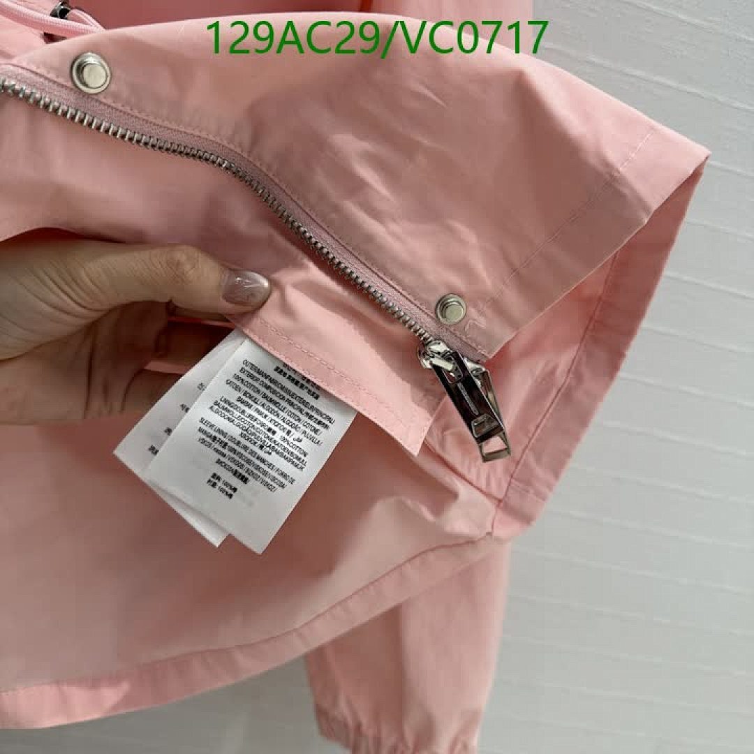 Burberry-Clothing Code: VC0717 $: 129USD