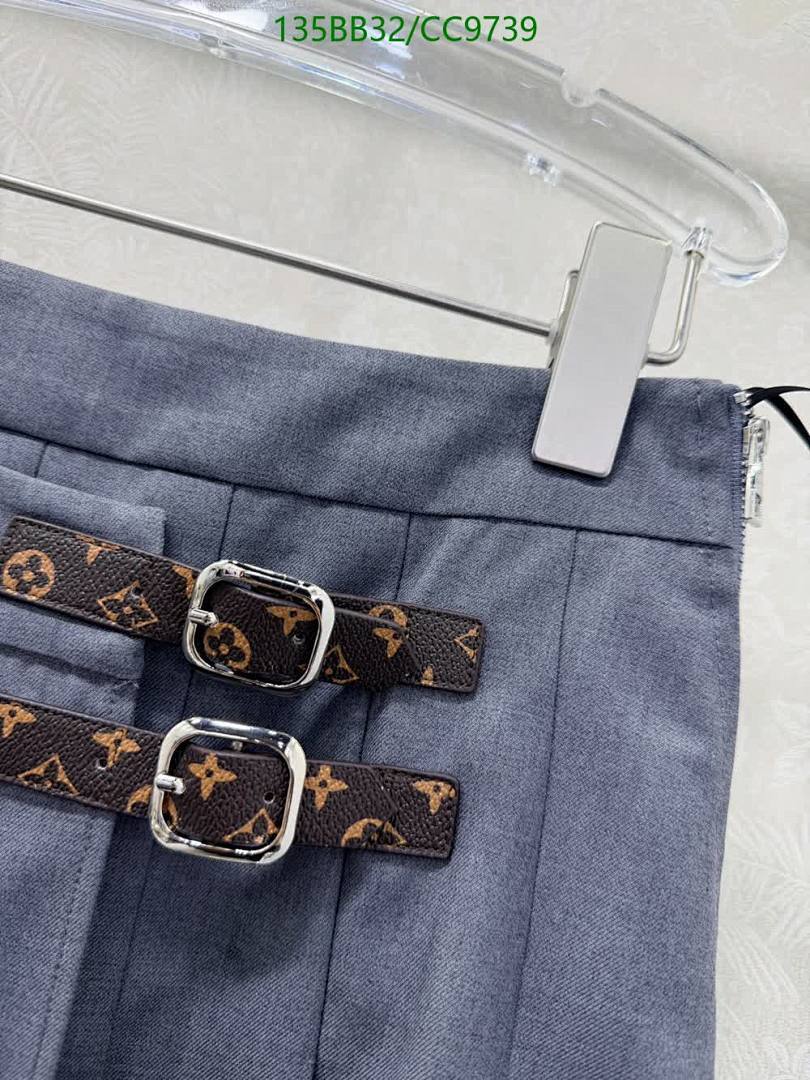 LV-Clothing Code: CC9739 $: 135USD