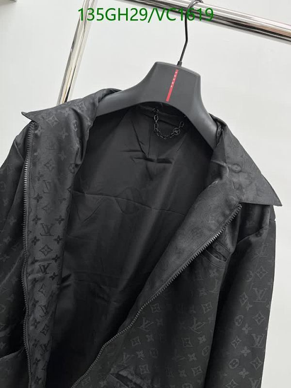 LV-Clothing Code: VC1619 $: 135USD