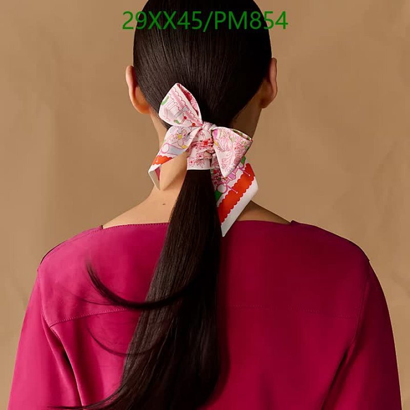 Hermes-Scarf Code: PM854 $: 29USD
