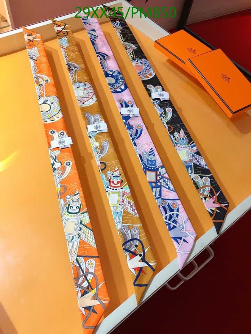 Hermes-Scarf Code: PM850 $: 29USD