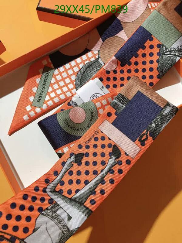Hermes-Scarf Code: PM839 $: 29USD