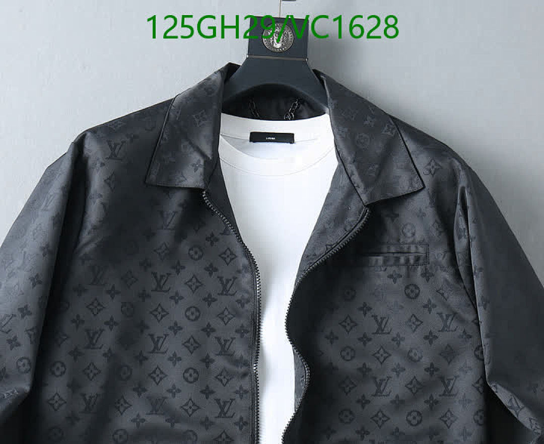 LV-Clothing Code: VC1628 $: 125USD