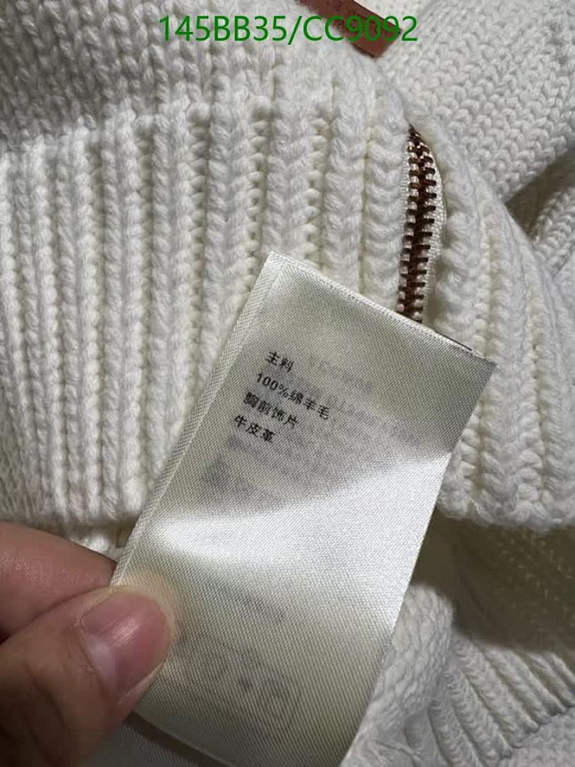 LV-Clothing Code: CC9092 $: 145USD