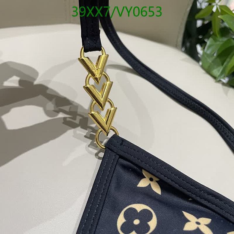 LV-Swimsuit Code: VY0653 $: 39USD