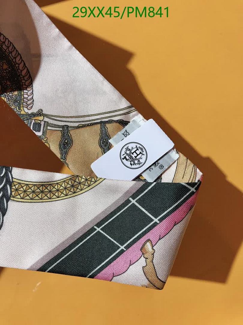 Hermes-Scarf Code: PM841 $: 29USD