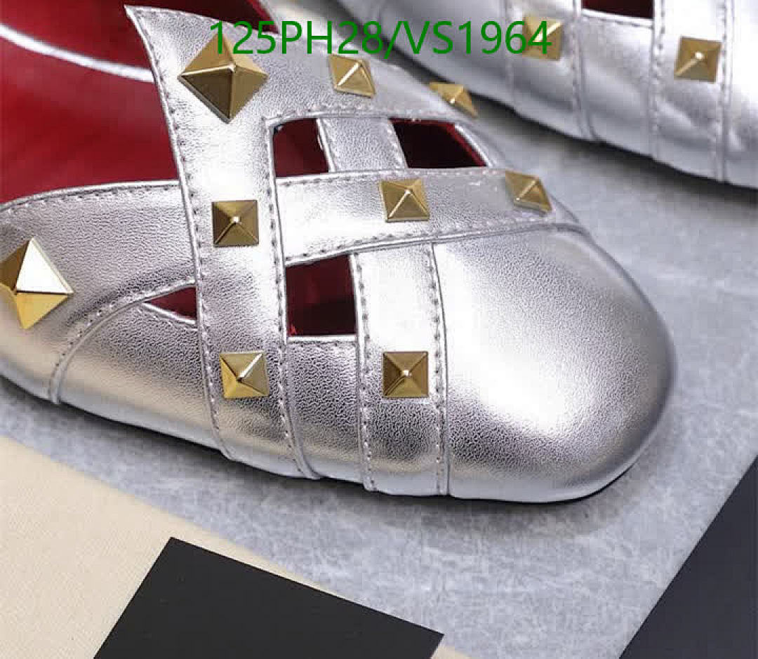 Valentino-Women Shoes Code: VS1964 $: 125USD