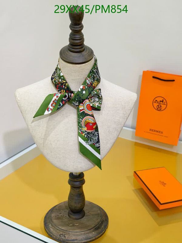 Hermes-Scarf Code: PM854 $: 29USD