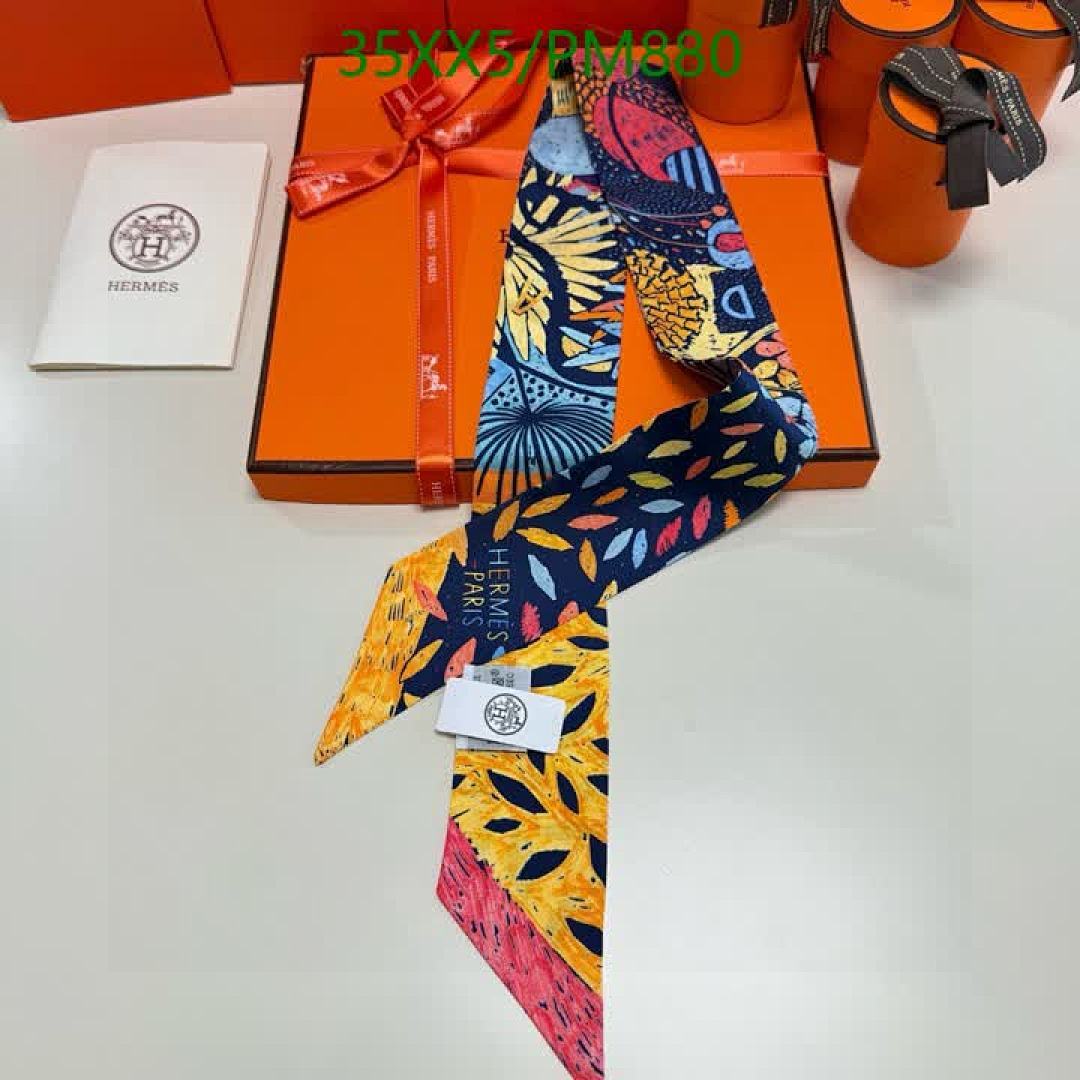 Hermes-Scarf Code: PM880 $: 35USD