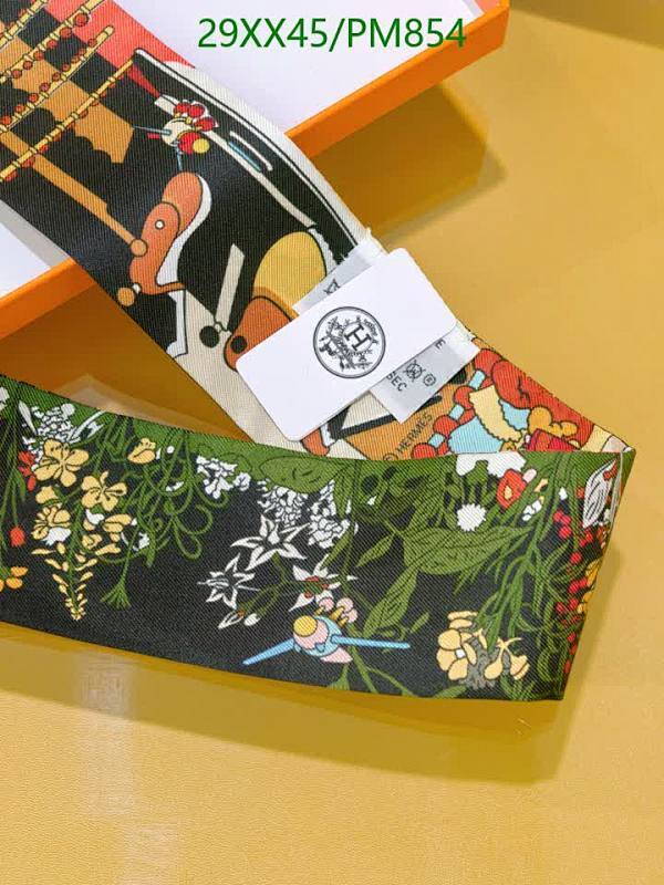 Hermes-Scarf Code: PM854 $: 29USD