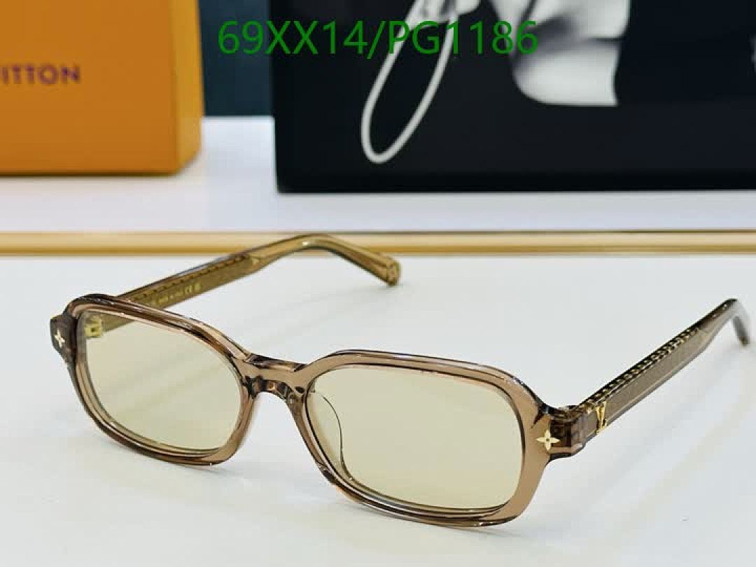 LV-Glasses Code: PG1186 $: 69USD