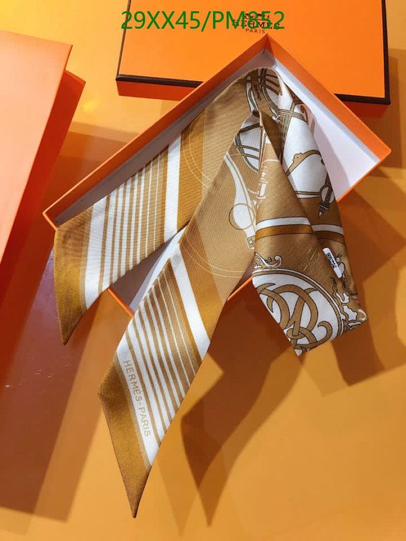 Hermes-Scarf Code: PM852 $: 29USD