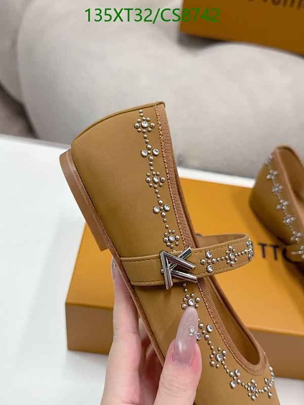 LV-Women Shoes Code: CS8742 $: 135USD