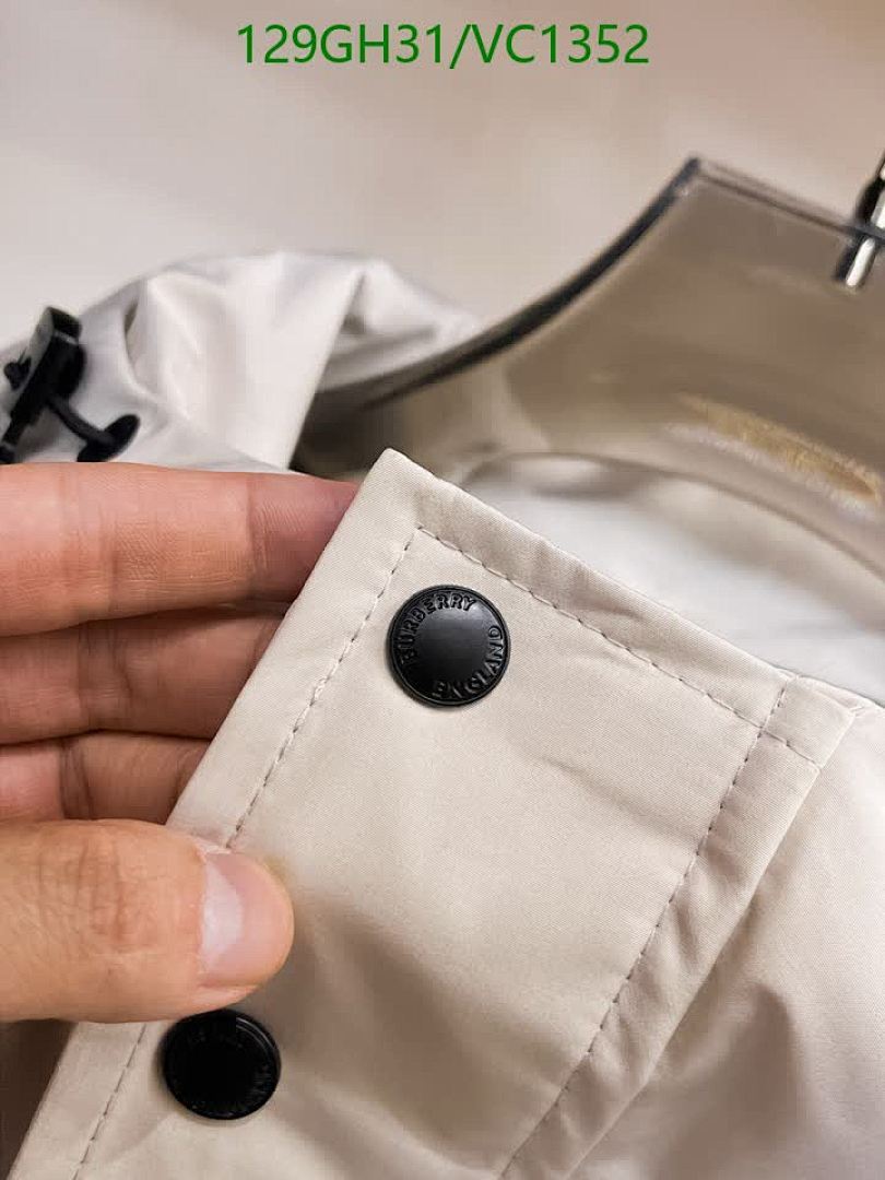 Burberry-Clothing Code: VC1352 $: 129USD