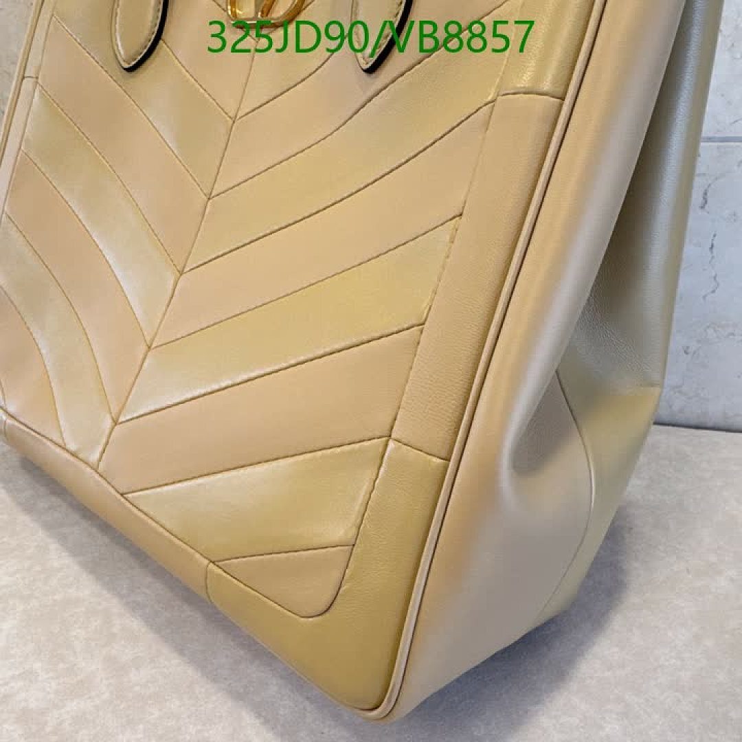 Valentino-Bag-Mirror Quality Code: VB8857 $: 325USD