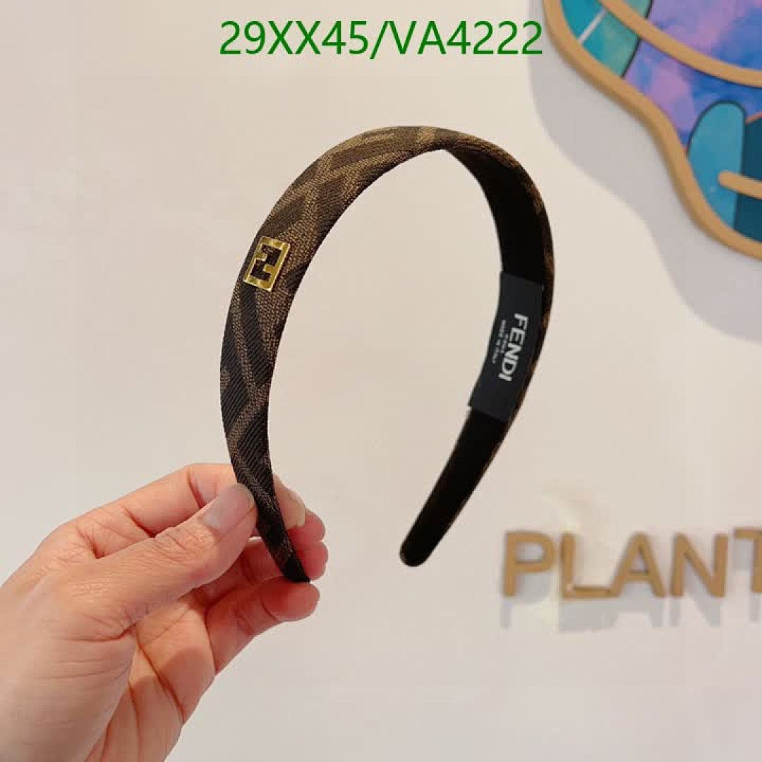 Fendi-Headband Code: VA4222 $: 29USD