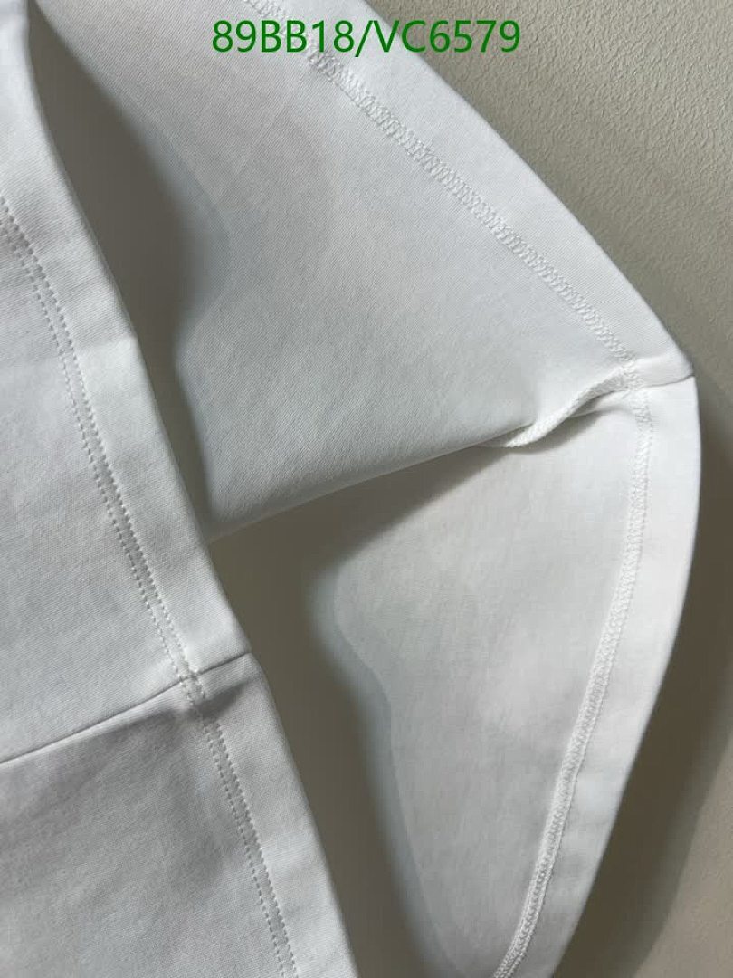 LV-Clothing Code: VC6579 $: 89USD