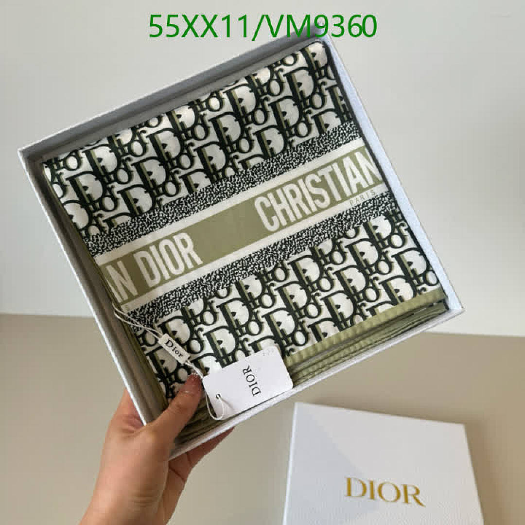 Dior-Scarf Code: VM9360 $: 55USD