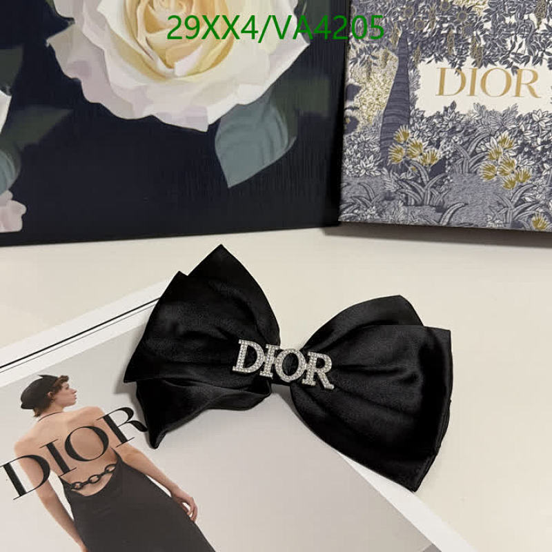 Dior-Headband Code: VA4205 $: 29USD
