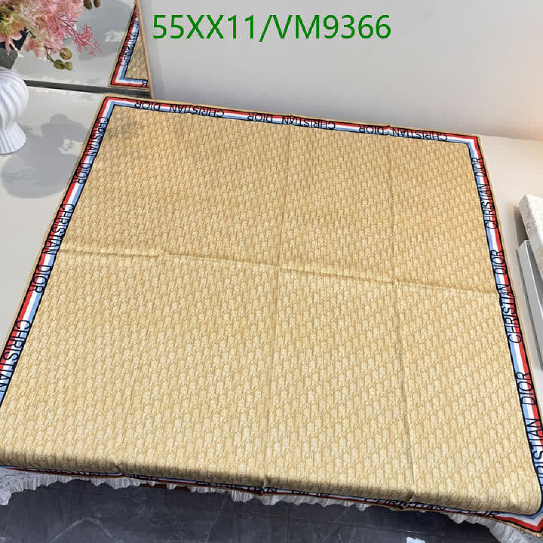 Dior-Scarf Code: VM9366 $: 55USD