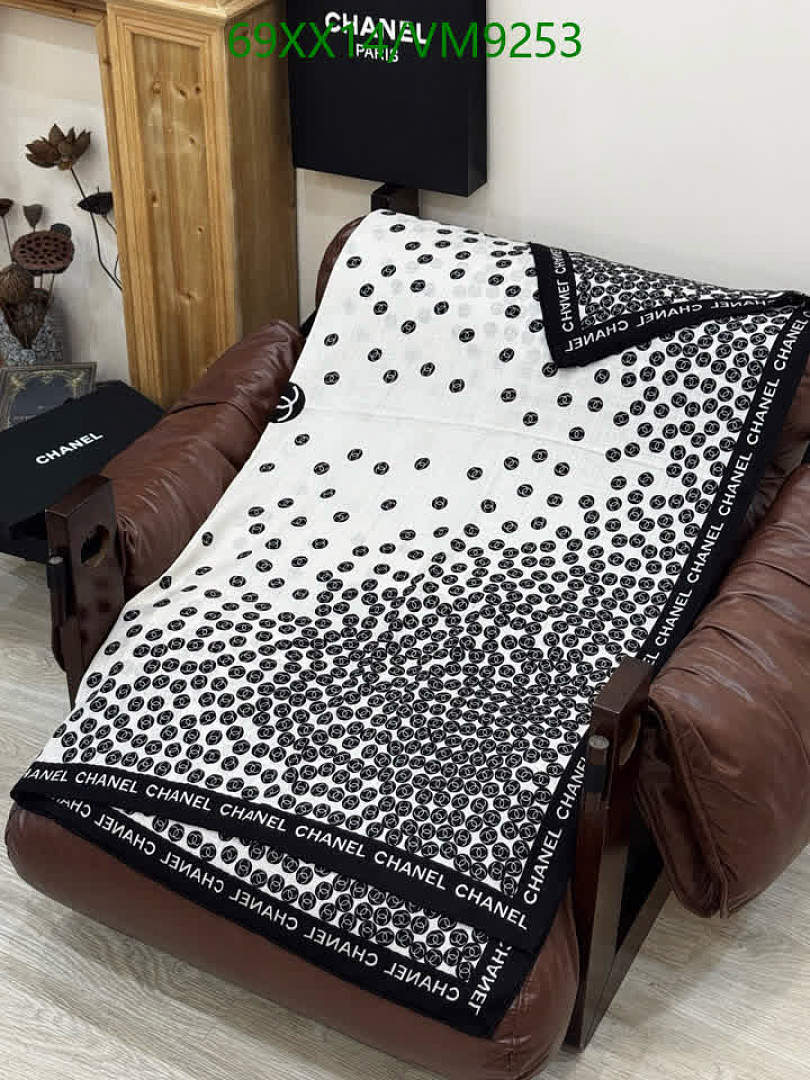 Chanel-Scarf Code: VM9253 $: 69USD