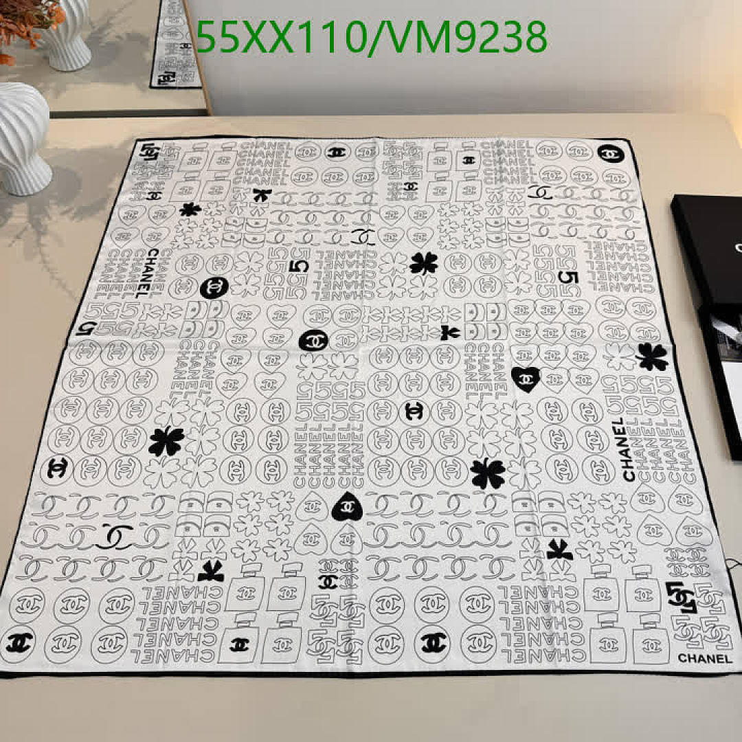 Chanel-Scarf Code: VM9238 $: 55USD